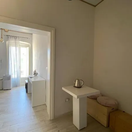 לינה וארוחת בוקר Palazzo Monna 3*